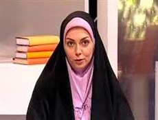 آزاده نامداری: خدا را شکر چادری‌ام