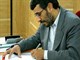 احمدی‌نژاد درگذشت مادر شهید غلامرضا اکبری را تسلیت گفت
