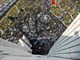 عکس/انعکاس حضور مردم از بالای برج آزادی